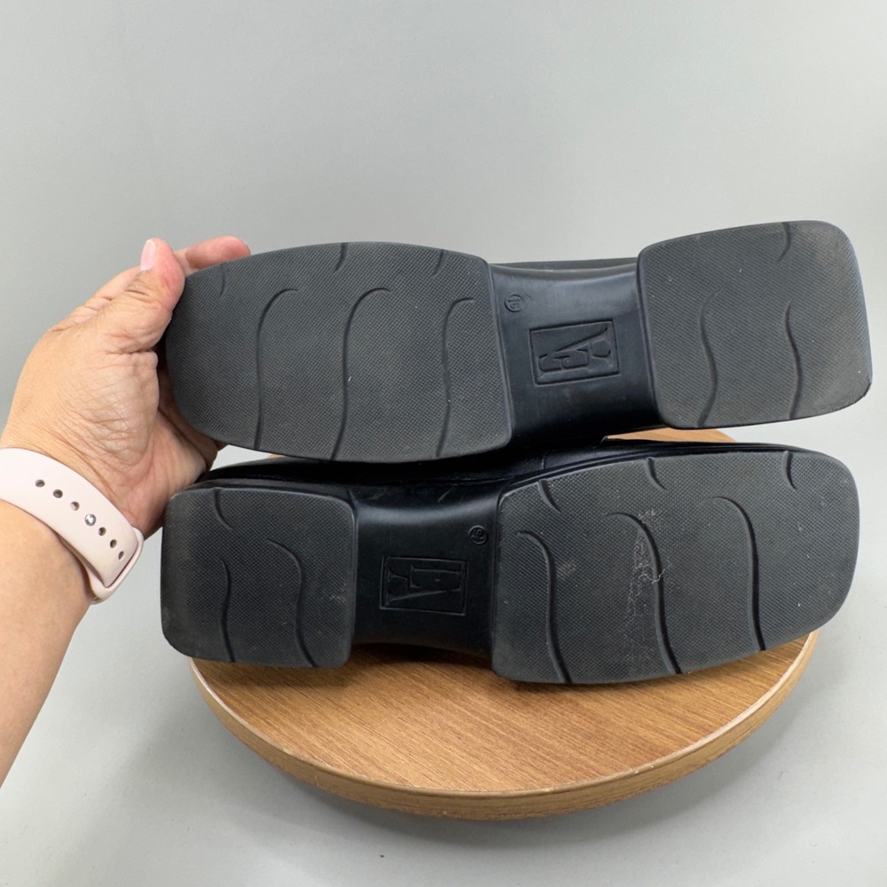 Etienne Aigner Loafers 9.5 Black Square Toe Leather Buckle 90s Dark Academia - Picture 6 of 10